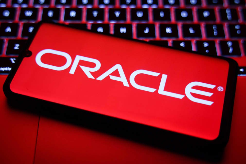 Oracle Japan shares surge 7% after record fiscal first quarter, bucking selloff of U.S. parent